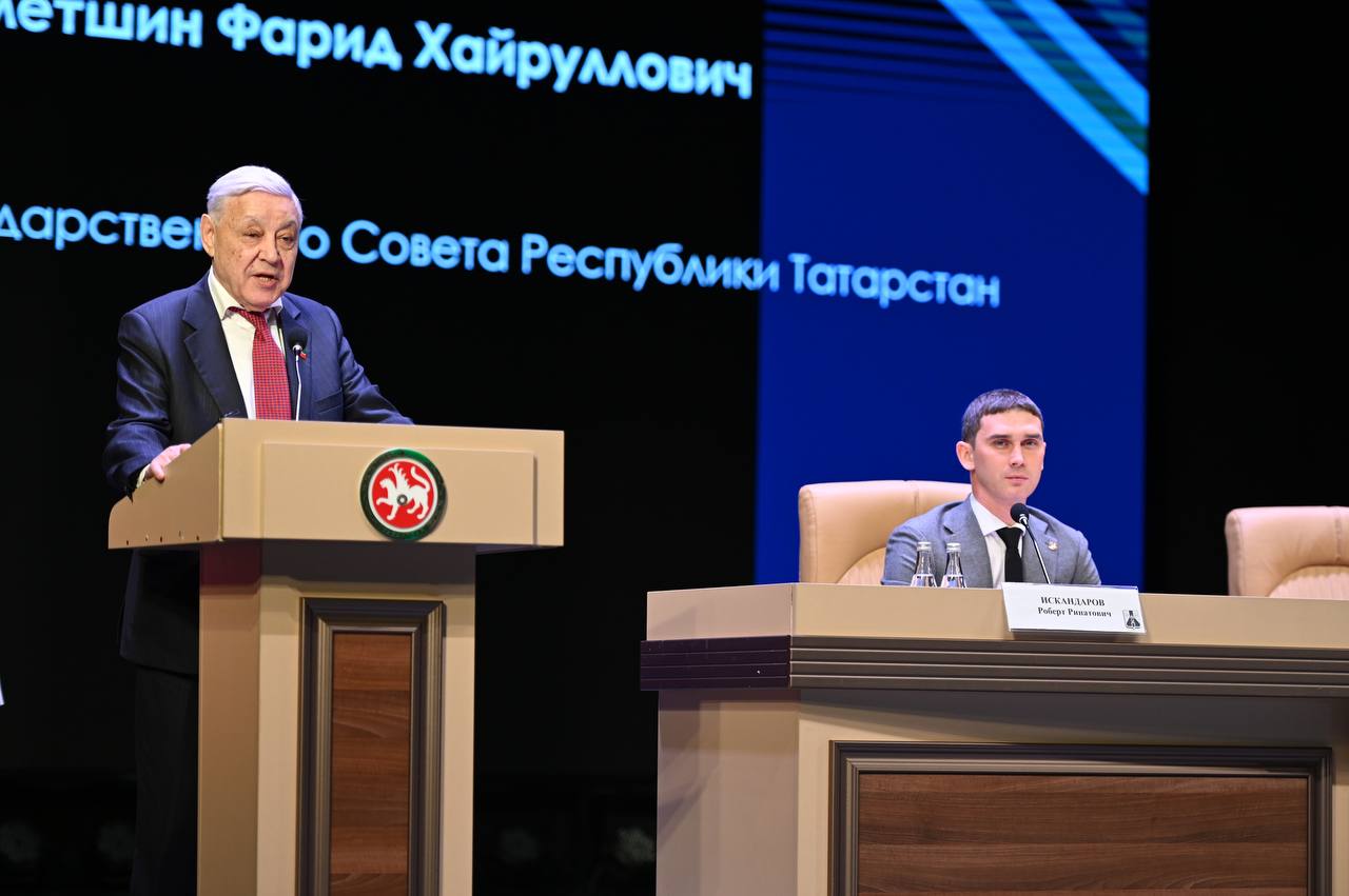 Фарид Мухаметшин: «Менделеевский район вносит весомый вклад в социально-экономическое развитие республики» Фарид Мухаметшин: «Менделеевский район вносит весомый вклад в социально-экономическое развитие республики»