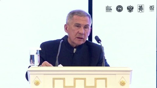 Рустам Минниханов раскритиковал очереди в казанских больницах и отношение к пациентам