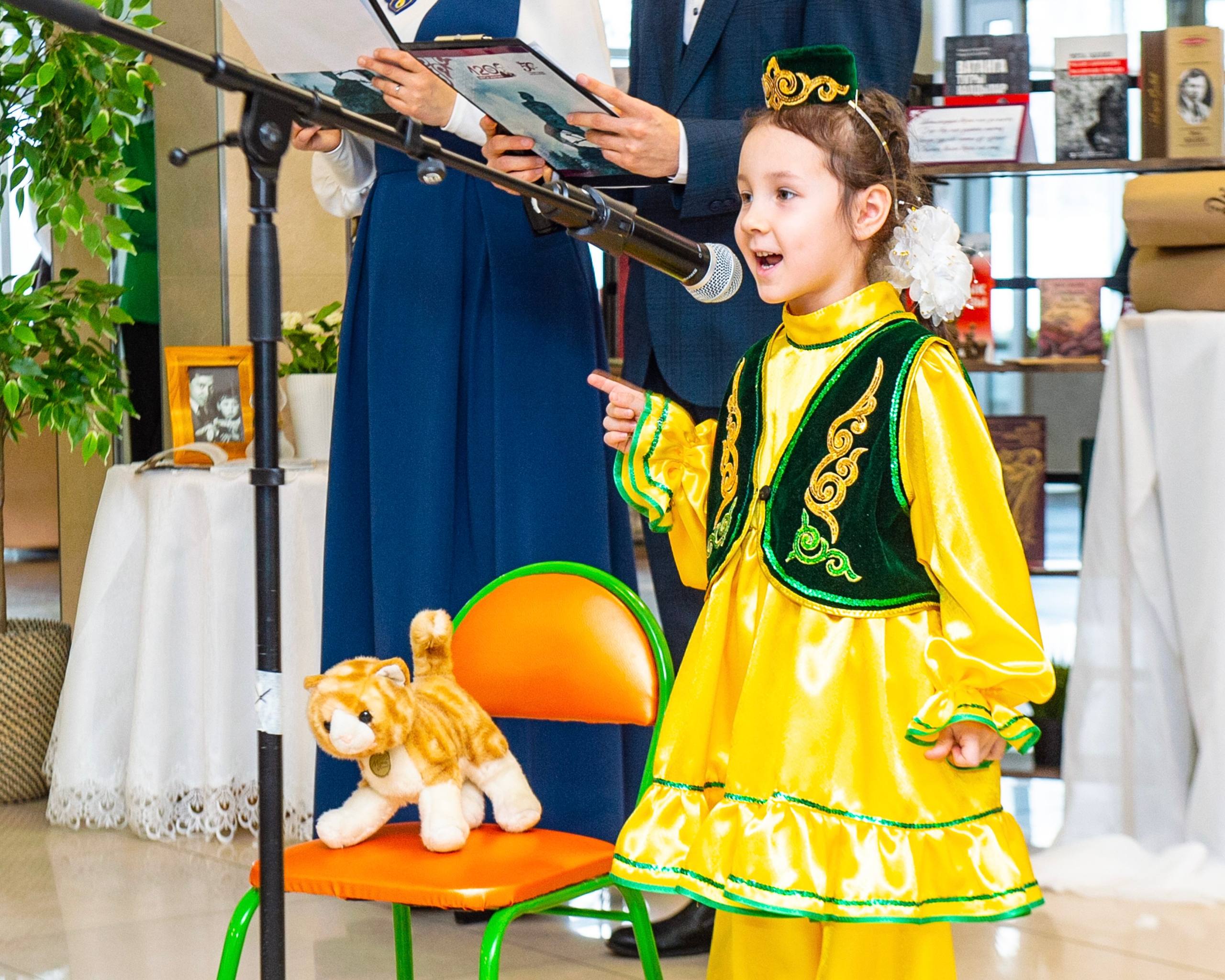 В Нижнекамске прошли торжественные мероприятия, посвящённые 120летию со дня рождения великого татарского поэта Мусы Джалиля В Нижнекамске прошли торжественные мероприятия, посвящённые 120летию со дня рождения великого татарского поэта Мусы Джалиля