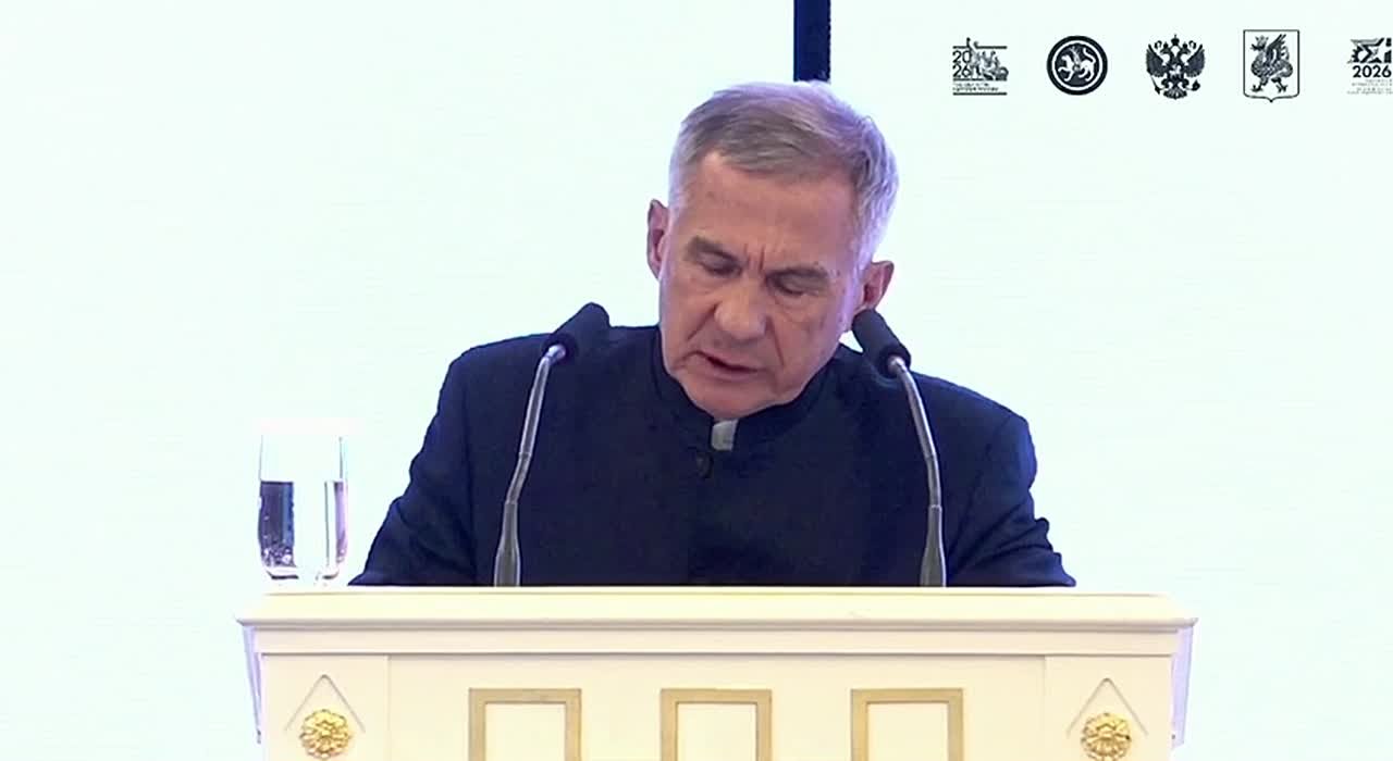 Рустам Минниханов на фоне повышения НДС призвал власти Казани больше работать с бизнесом