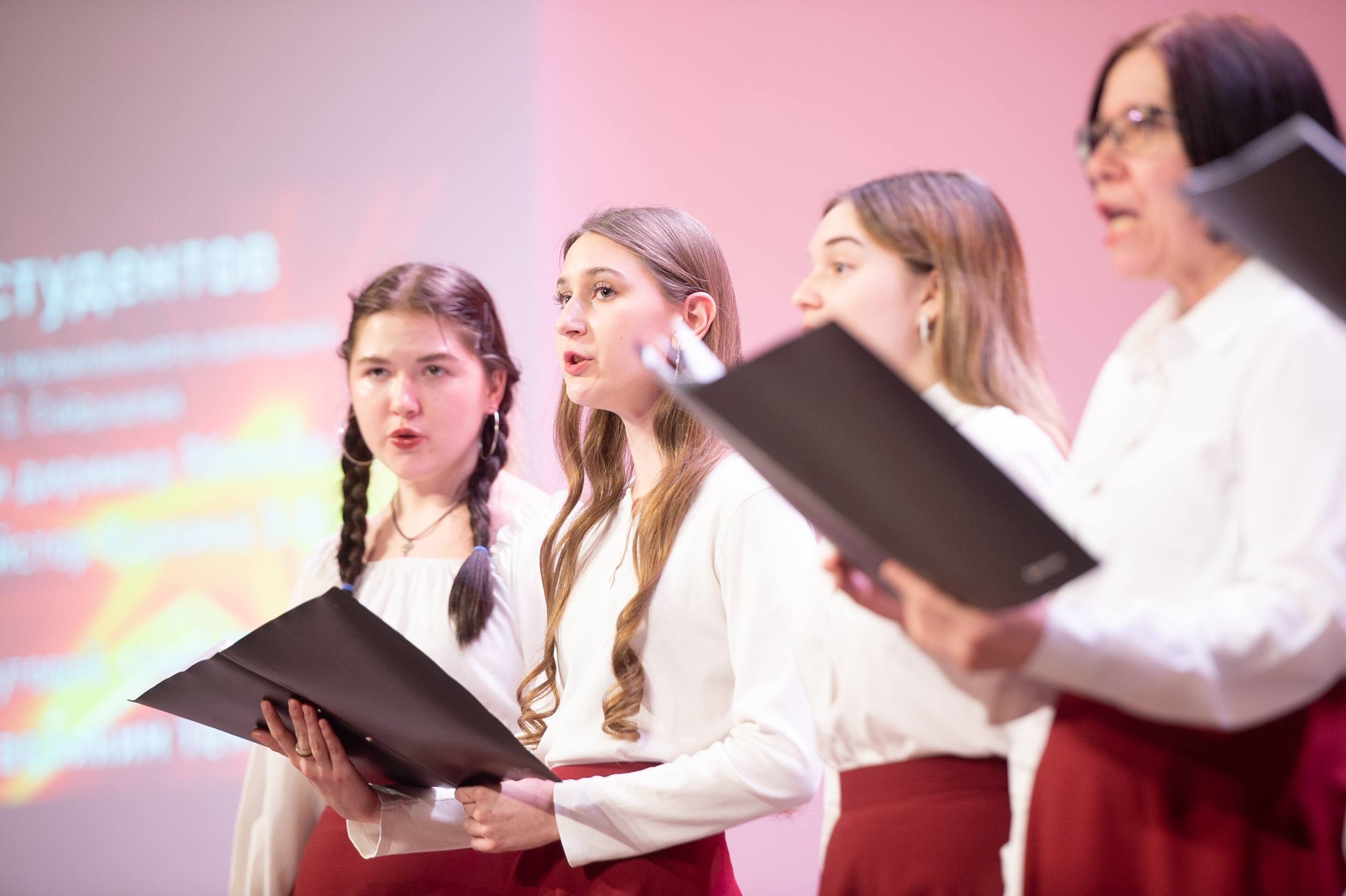 Накануне в концертном зале музыкального колледжа им. С.Сайдашева прошёл тёплый и вдохновляющий благотворительный вечер «Доблесть в сердце — музыка в душе!» Накануне в концертном зале музыкального колледжа им. С.Сайдашева прошёл тёплый и вдохновляющий благотворительный вечер «Доблесть в сердце — музыка в душе!»