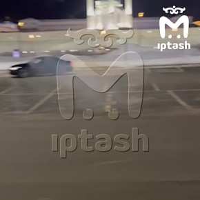 Фаер-шоу у цирка. Выполнено непрофессионалами