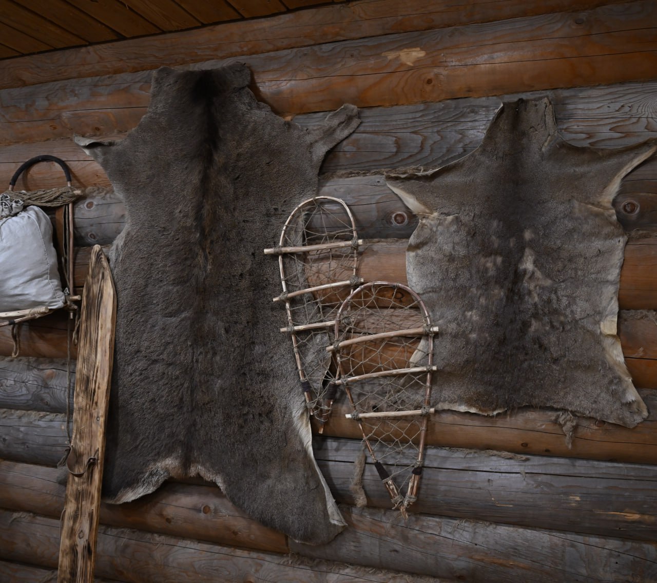 Рустам Минниханов осмотрел копию Албазинского острога и посетил амурский военно-патриотический парк «Патриот» Рустам Минниханов осмотрел копию Албазинского острога и посетил амурский военно-патриотический парк «Патриот»