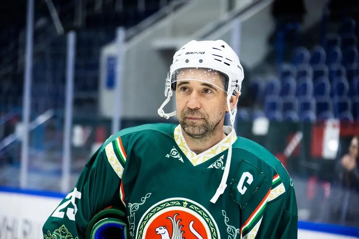 «Герои Татарстана»: благотворительный гала-матч ко Дню защитника Отечества собрал на льду легенд хоккея и воинов «Герои Татарстана»: благотворительный гала-матч ко Дню защитника Отечества собрал на льду легенд хоккея и воинов