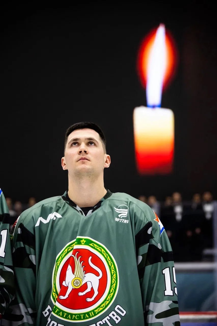 «Герои Татарстана»: благотворительный гала-матч ко Дню защитника Отечества собрал на льду легенд хоккея и воинов «Герои Татарстана»: благотворительный гала-матч ко Дню защитника Отечества собрал на льду легенд хоккея и воинов