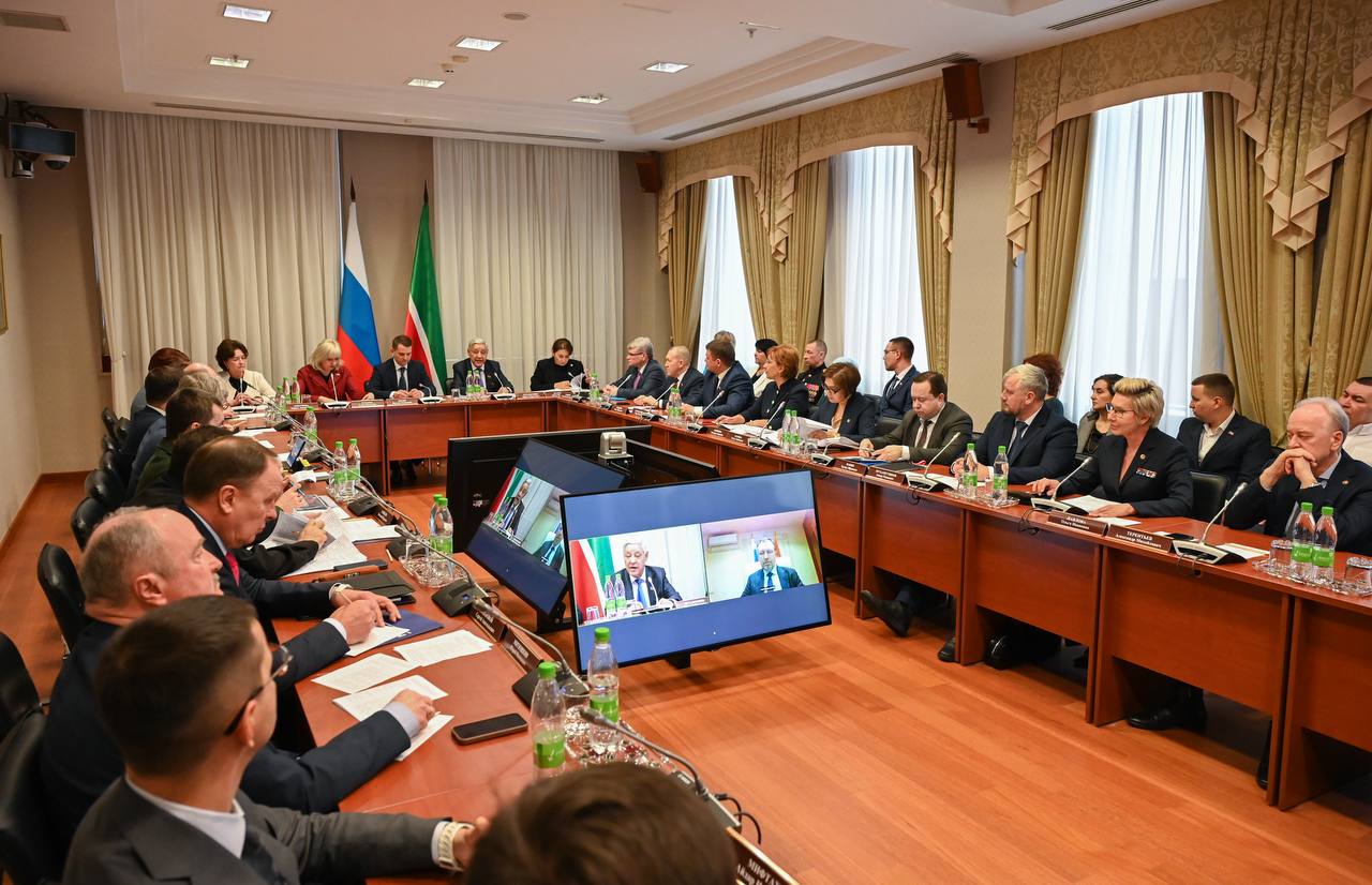 Депутаты Государственной Думы и Государственного Совета обсудили вопросы социальной поддержки участников СВО Депутаты Государственной Думы и Государственного Совета обсудили вопросы социальной поддержки участников СВО