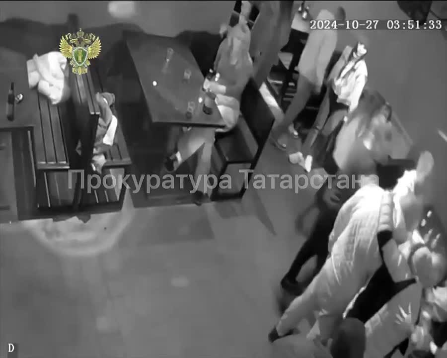 Заинская городская прокуратура поддержала государственное обвинение в отношении шестерых местных жителей по делу о жестоком избиении посетителей кафе