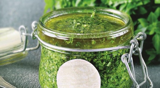 Соусы для долгой зимы: 5 летних рецептов для хранения