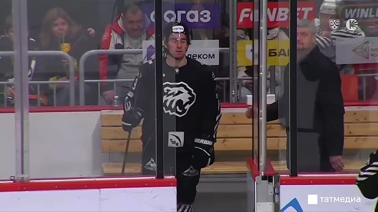 «Ак Барс» прервал трехматчевую серию поражений, обыграв «Трактор»