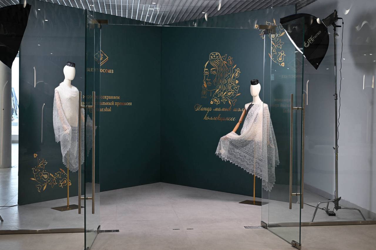 Обновленный ЦУМ в Казани осмотрел Рустам Минниханов Обновленный ЦУМ в Казани осмотрел Рустам Минниханов