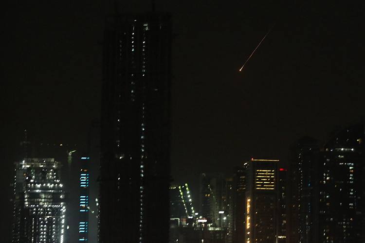 Дроны, ракеты и сирены – все включено: как «затягивается» отдых россиян в Дубае, а у других – накрывается