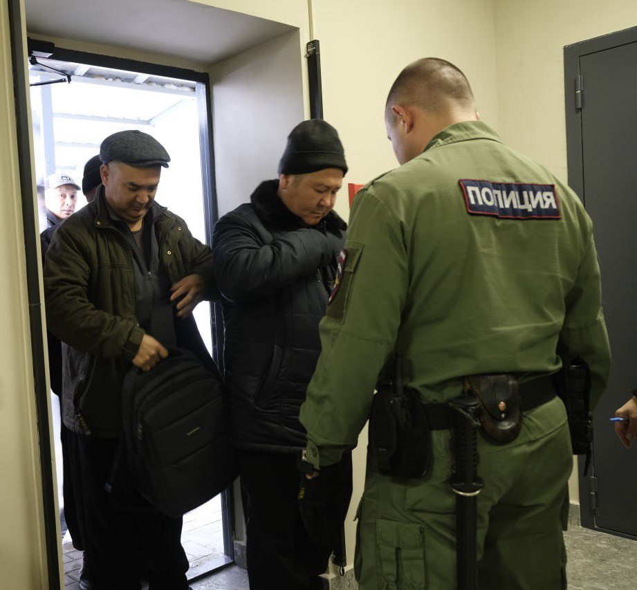 В Казани открылся обновленный отдел по вопросам миграции В Казани открылся обновленный отдел по вопросам миграции