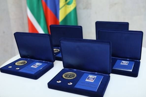 � ����������� ��������� ��������� ������� ������ � �������� �����������!