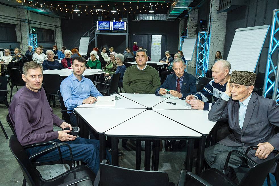 В ЦКИ «База» экспертному сообществу презентовали мастер-план развития Нижнекамска, созданный при поддержке СИБУРа В ЦКИ «База» экспертному сообществу презентовали мастер-план развития Нижнекамска, созданный при поддержке СИБУРа