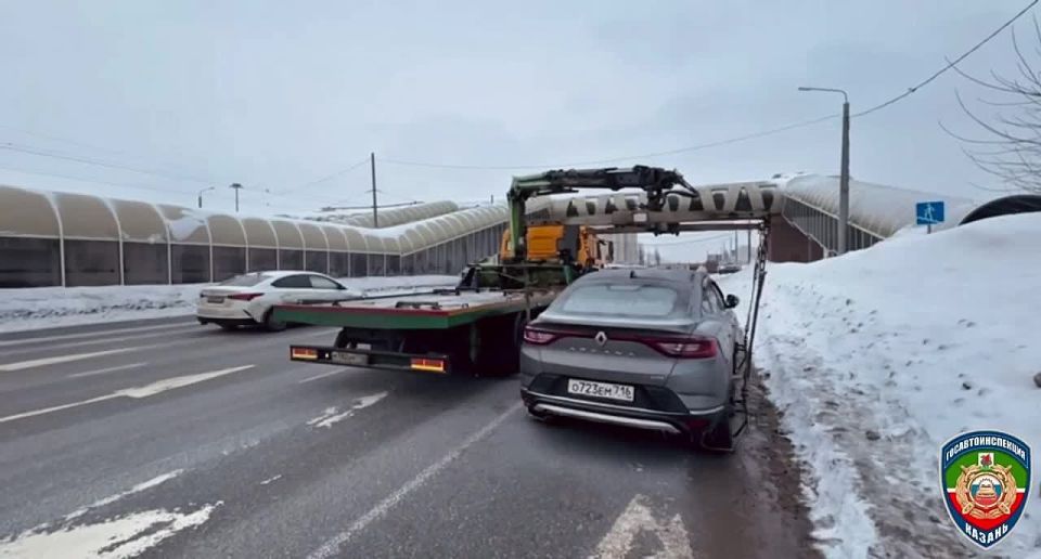 В Казани у водителя арестовали машину за долги в 4 миллиона рублей
