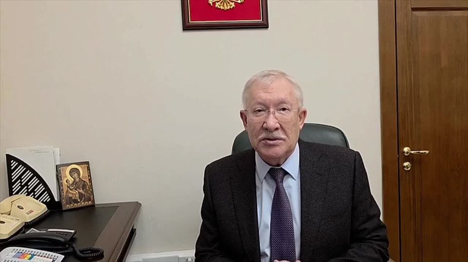 Депутат Государственной Думы Олег Викторович Морозов поздравляет всех женщин с 8Марта!