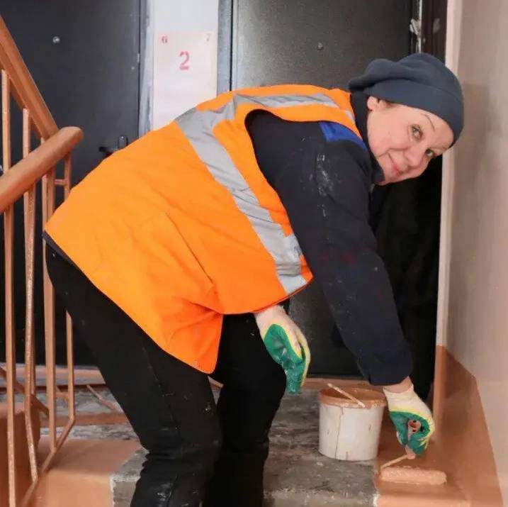 Сегодня профессиональный праздник отмечают работники жилищно-коммунального хозяйства! Сегодня профессиональный праздник отмечают работники жилищно-коммунального хозяйства!