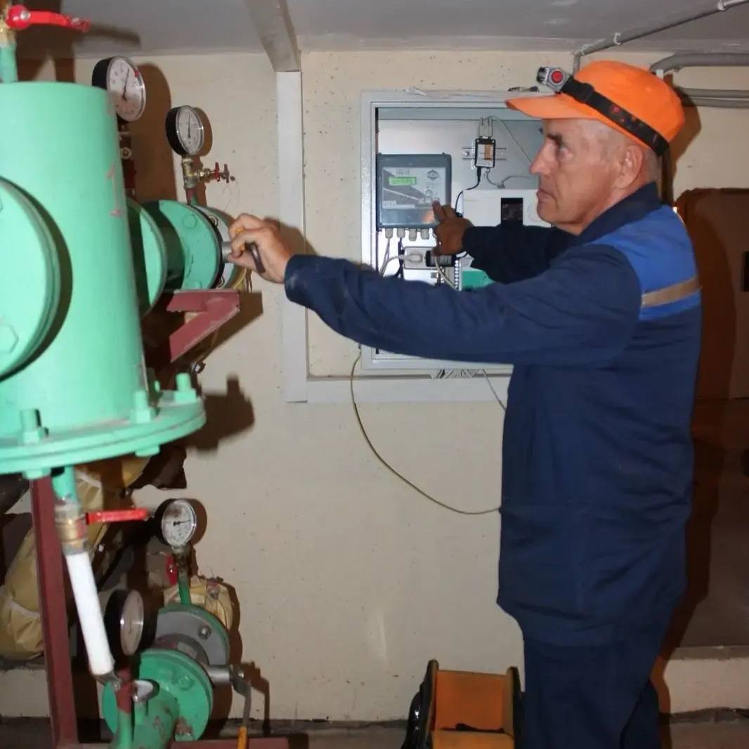 Сегодня профессиональный праздник отмечают работники жилищно-коммунального хозяйства! Сегодня профессиональный праздник отмечают работники жилищно-коммунального хозяйства!