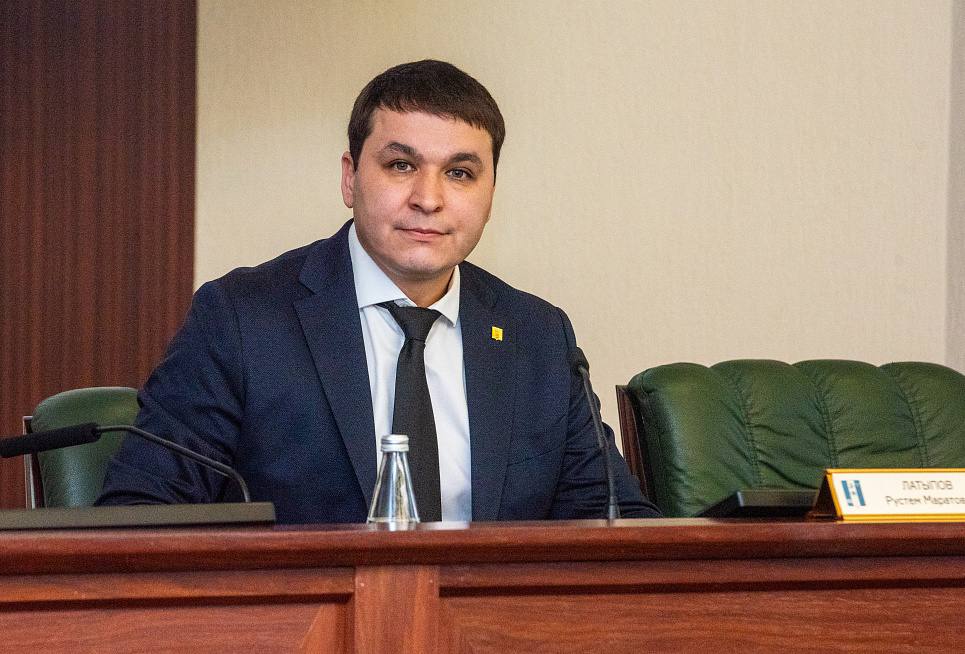 Бывший директор школы №36 Александра Офицерова назначена заместителем руководителя исполкома Нижнекамского района по социальным вопросам Бывший директор школы №36 Александра Офицерова назначена заместителем руководителя исполкома Нижнекамского района по социальным вопросам