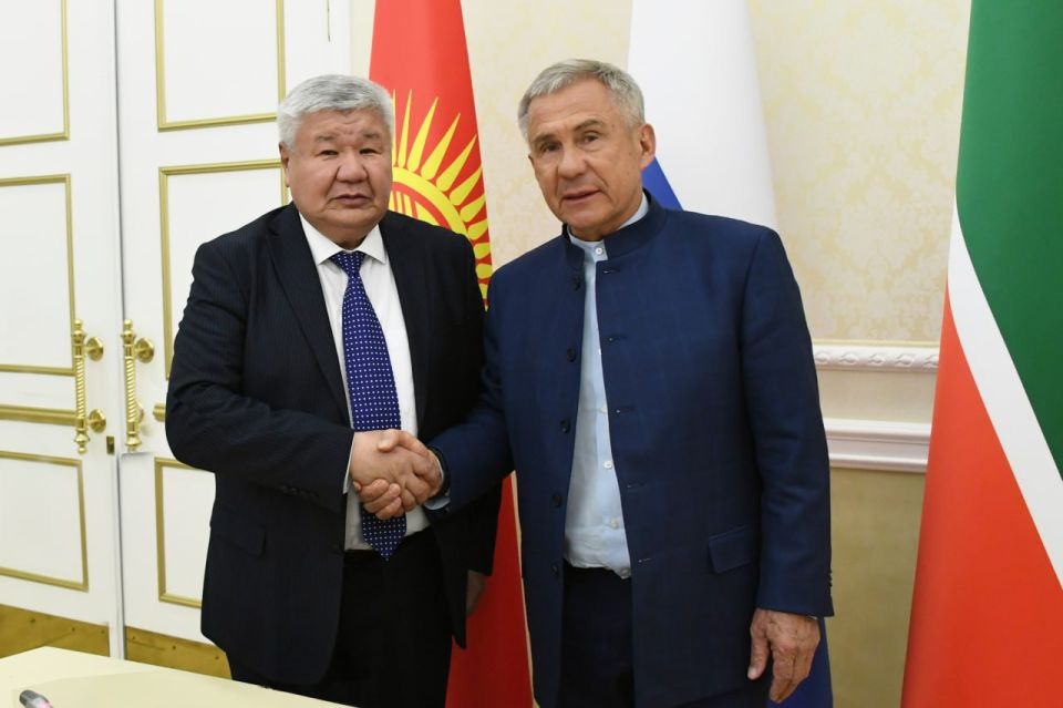 Рустам Минниханов провел несколько рабочих встреч в рамках форума «Энергопром-2026», проходящего в Казани