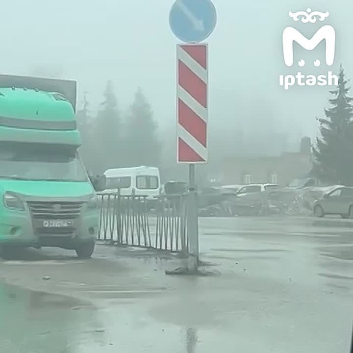 Туман всё ещё не рассеялся, видимость — 200 метров