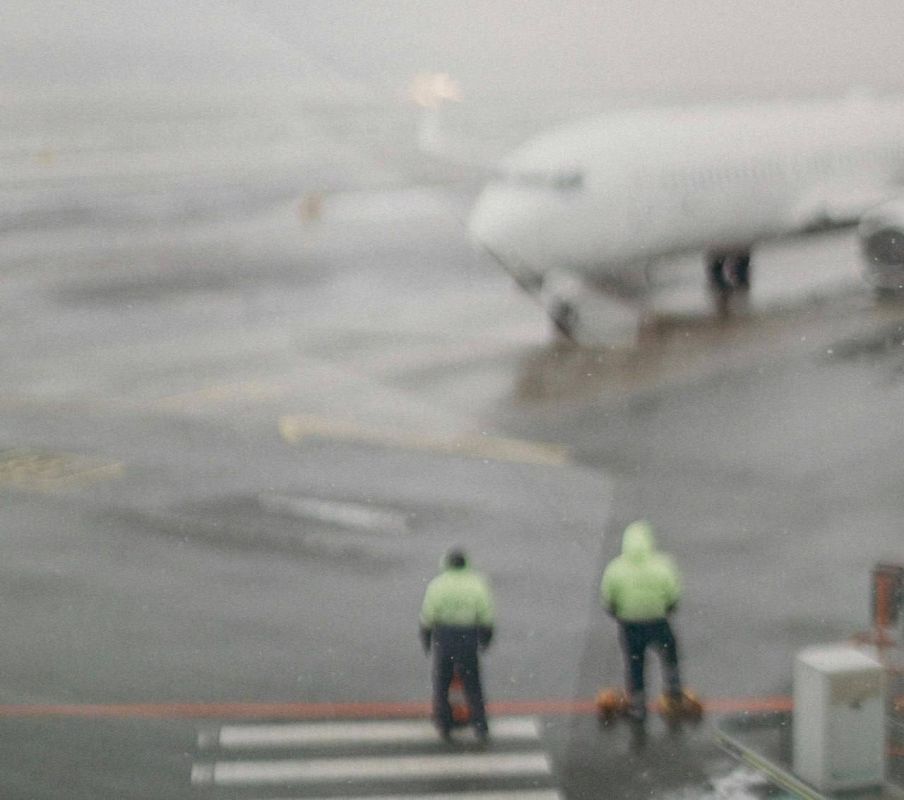 В аэропорту Казани на прилет и вылет задерживают около 90 рейсов на фоне тумана