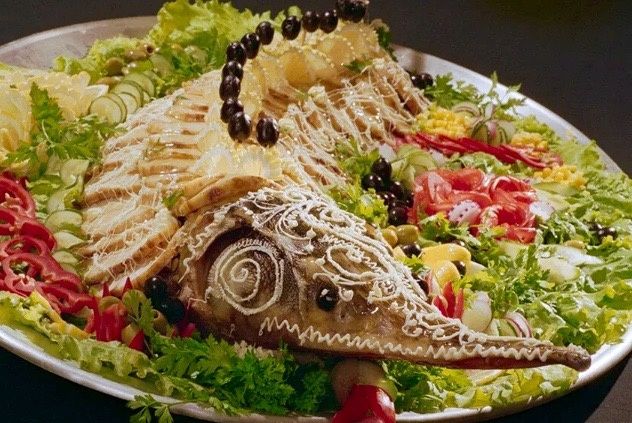 Советские салаты, которые покорили сердца туристов: возрождаем классику