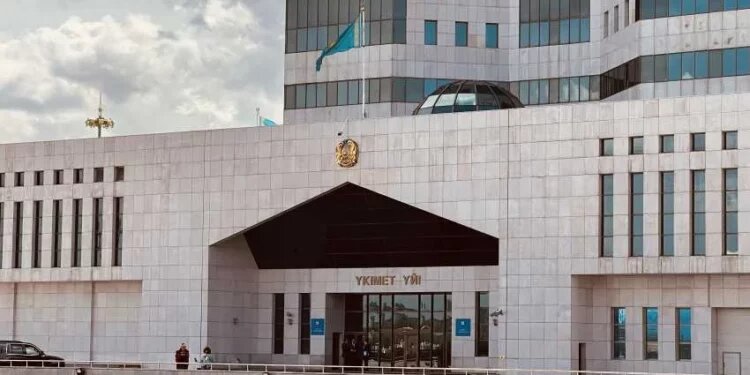 План по разъяснению новой Конституции: что изменится для граждан Казахстана