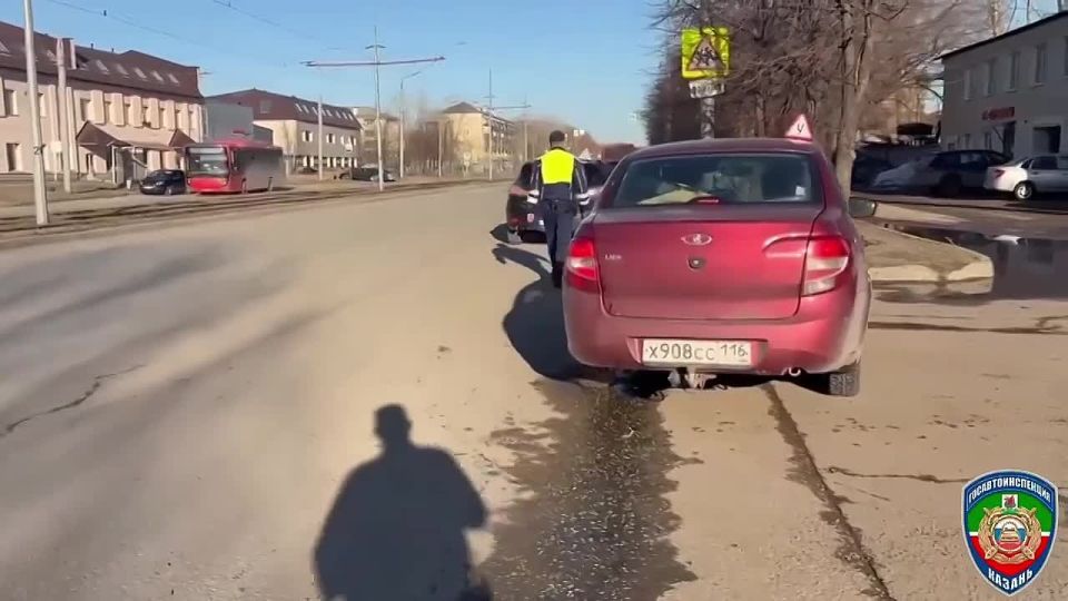 В Казани инспекторы нашли нарушения в учебных автомобилях автошкол