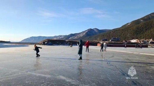 Опасный лёд в Татарстане: рыбаки продолжают рисковать