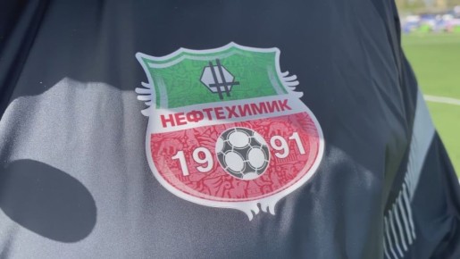 По данным издания Metaratings.ru, футбольный клуб «Нефтехимик» может войти в структуру казанского «Рубина»
