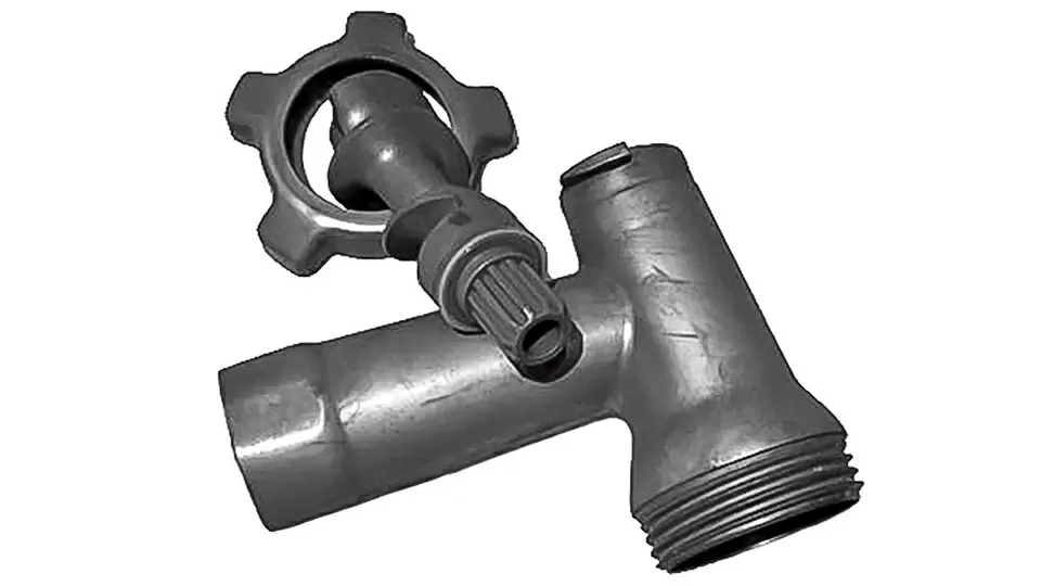 Почему ваша мясорубка потеряла блеск после мойки в посудомойке и как это исправить