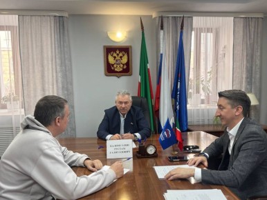 Член Комитета Государственной Думы по физической культуре и спорту Рустам Калимуллин провёл приём граждан в рамках региональной недели в Республике Татарстан