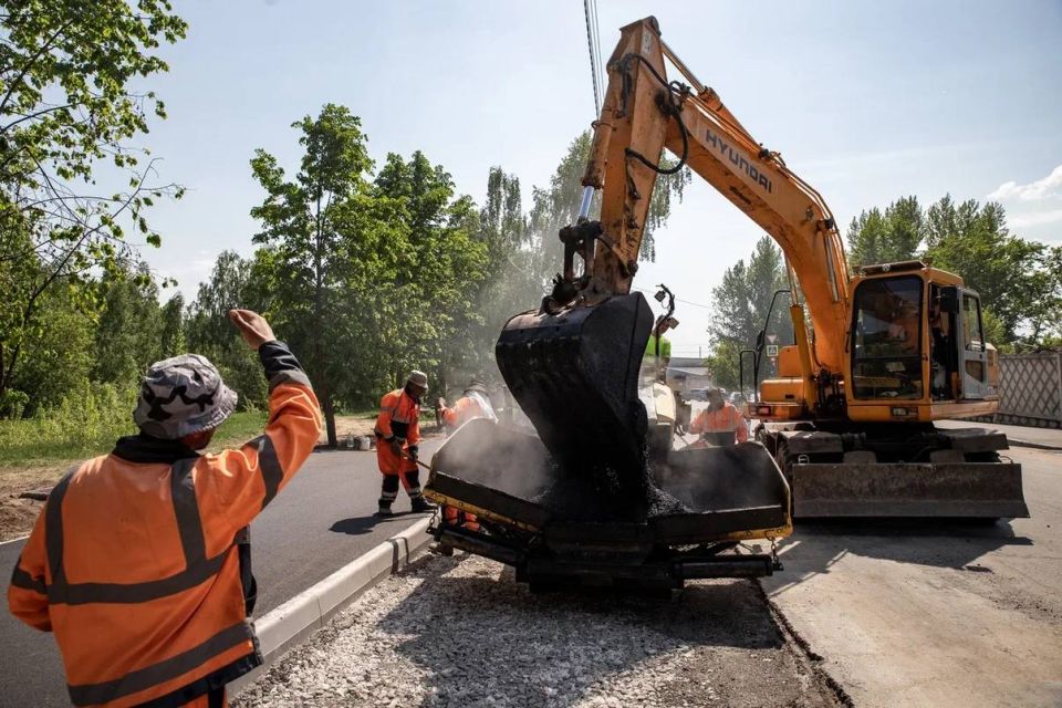 Дорогу ремонтникам! Дорогу ремонтникам Дорогу ремонтникам! Дорогу ремонтникам