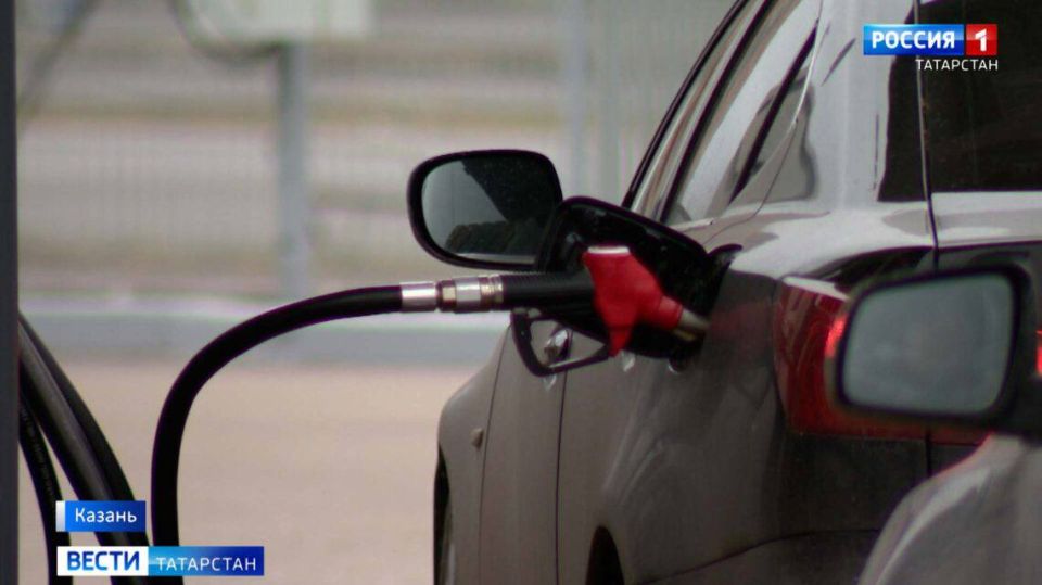 В Татарстане стоимость бензина АИ-98 превысила 90 рублей за литр