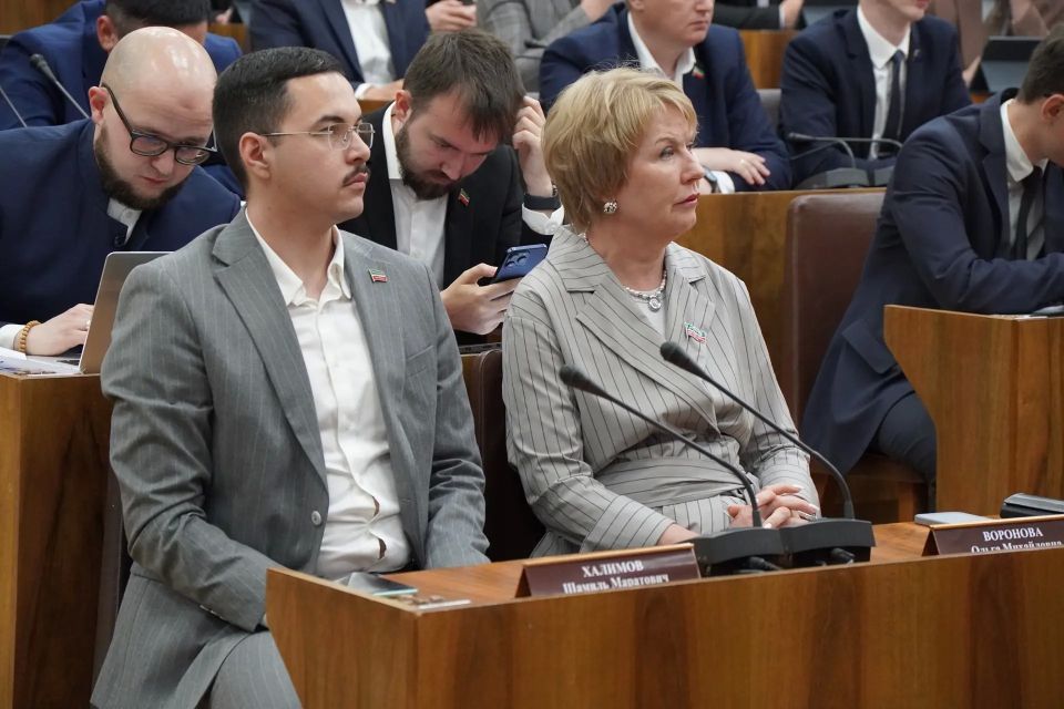 Состоялось заседание Молодежного парламента при Госсовете РТ Состоялось заседание Молодежного парламента при Госсовете РТ