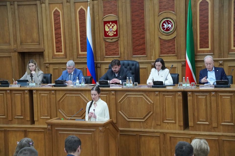Состоялось заседание Молодежного парламента при Госсовете РТ