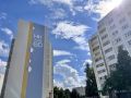К 60-летию Нижнекамска на фасаде дома появилось тематическое оформление