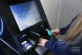 Мошенники могут обманывать недавно уволившихся с работы, обещая компенсации