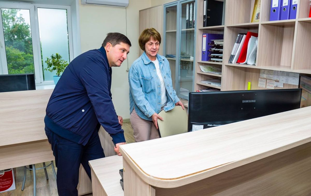 Провели объезд несколько городских объектов, чтобы на местах обсудить рабочие вопросы Провели объезд несколько городских объектов, чтобы на местах обсудить рабочие вопросы