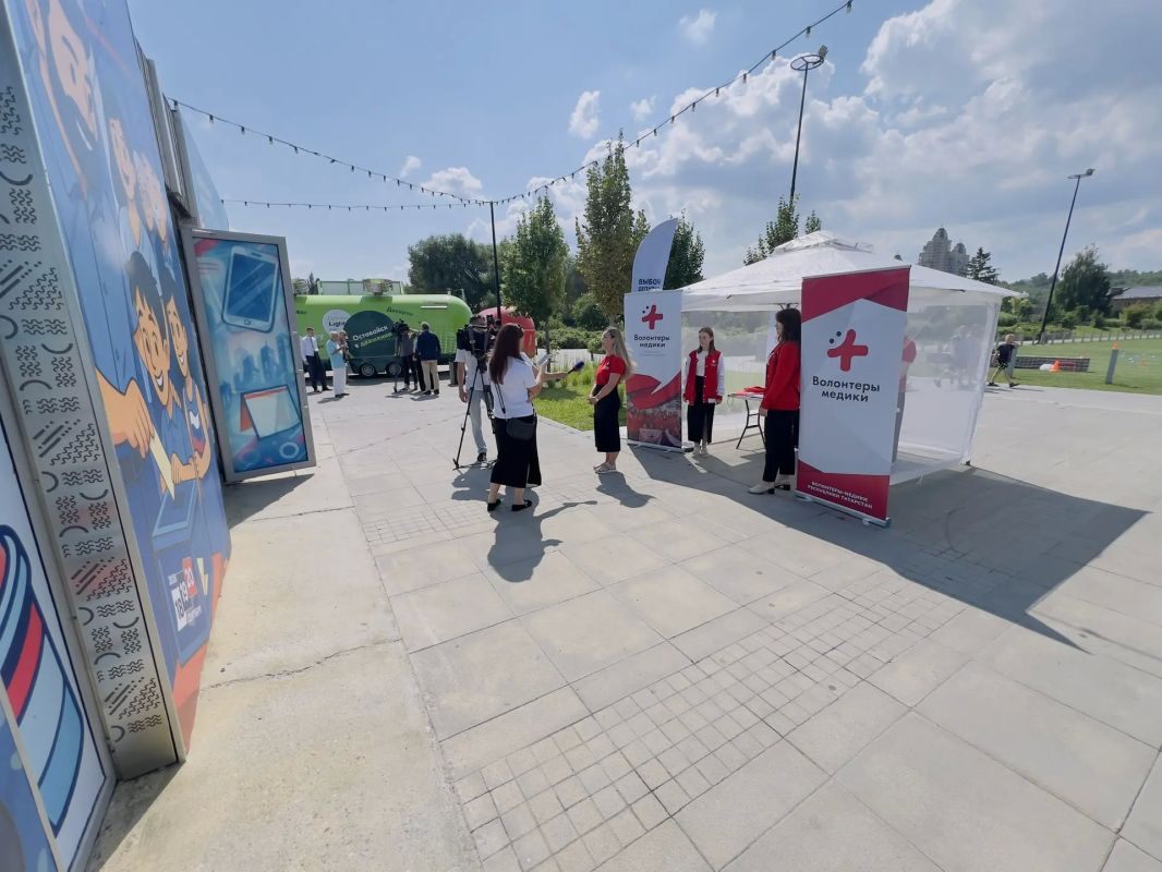 На избирательных участках Татарстана в дни голосования за депутатов Госдумы России будут работать волонтеры-медики На избирательных участках Татарстана в дни голосования за депутатов Госдумы России будут работать волонтеры-медики