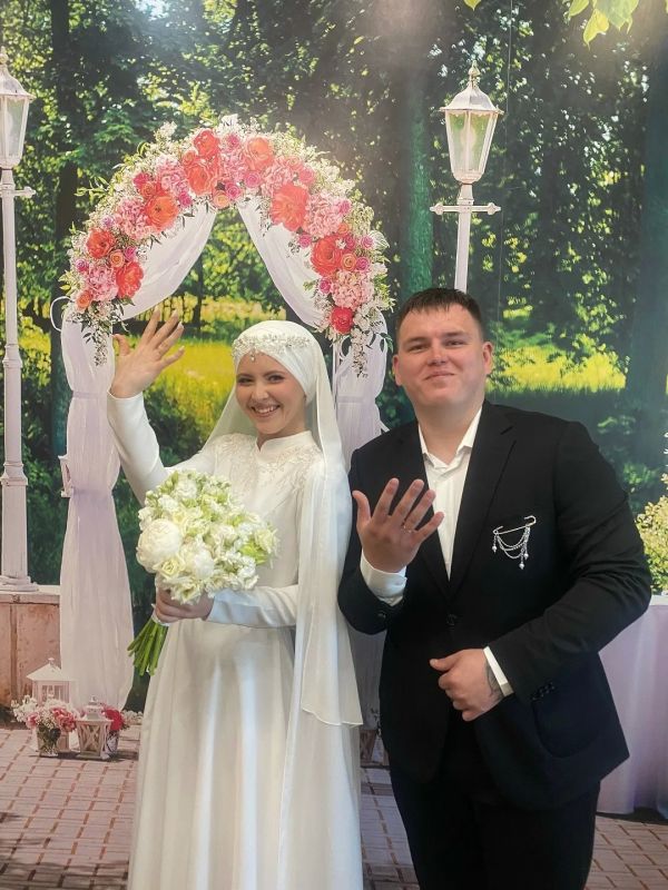 Делимся с вами красивыми фотографиями новобрачных из разных уголков нашей республики Делимся с вами красивыми фотографиями новобрачных из разных уголков нашей республики