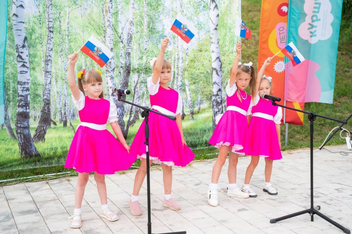 В Камских Полянах с размахом прошёл фестиваль «Берёзовая Русь», реализованный в рамках проектапобедителя конкурса «Курше» В Камских Полянах с размахом прошёл фестиваль «Берёзовая Русь», реализованный в рамках проектапобедителя конкурса «Курше»