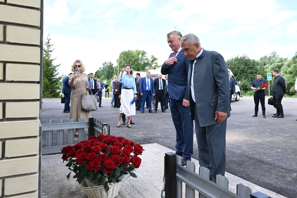 Раис Татарстана и генеральный директор ООО «Газпром межрегионгаз» посетили с рабочей поездкой Сабинский район Раис Татарстана и генеральный директор ООО «Газпром межрегионгаз» посетили с рабочей поездкой Сабинский район