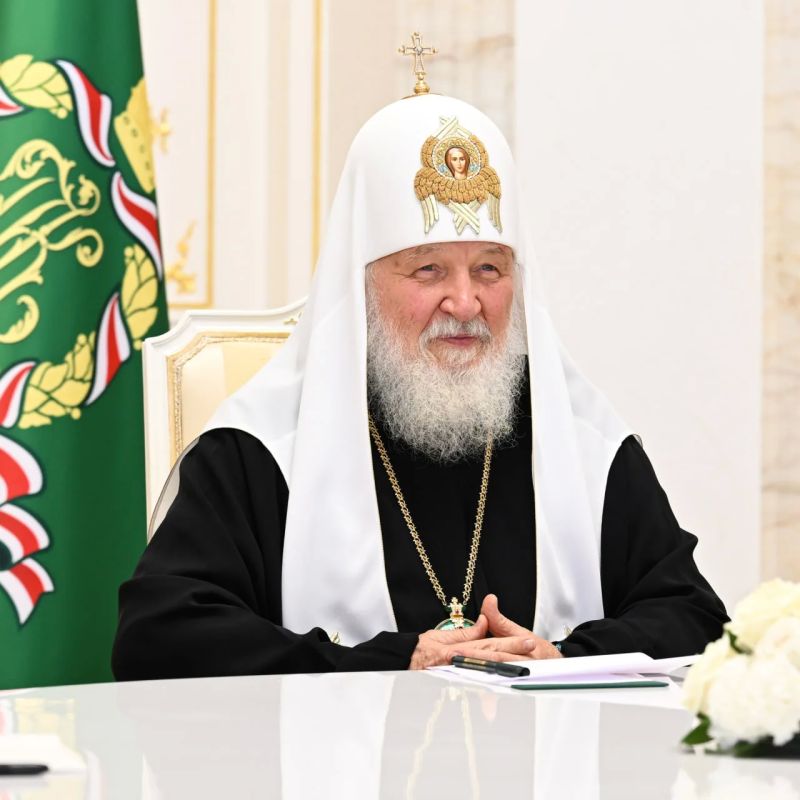 Рустам Минниханов встретился с Патриархом Кириллом в Казанском Кремле Рустам Минниханов встретился с Патриархом Кириллом в Казанском Кремле