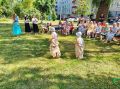 Жители Тихой аллеи в Нижнекамске собрались на праздник с конкурсами, мастер-классами и концертом