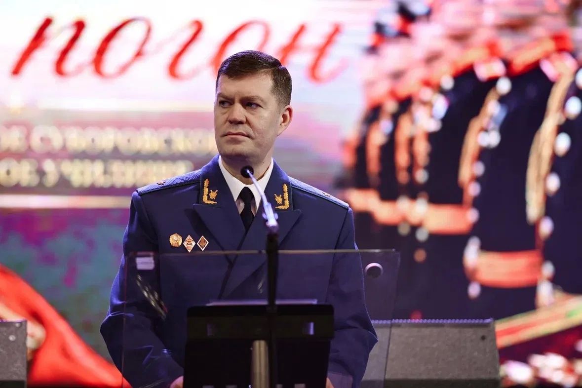 Сегодня, 1 сентября 2026 года, по поручению Генерального прокурора Российской Федерации Александра Гуцана его заместитель Николай Шишкин принял участие в торжественной церемонии посвящения в студенты Казанского юридического... Сегодня, 1 сентября 2026 года, по поручению Генерального прокурора Российской Федерации Александра Гуцана его заместитель Николай Шишкин принял участие в торжественной церемонии посвящения в студенты Казанского юридического...