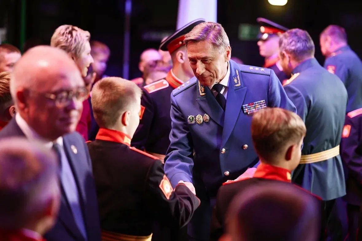 Сегодня, 1 сентября 2026 года, по поручению Генерального прокурора Российской Федерации Александра Гуцана его заместитель Николай Шишкин принял участие в торжественной церемонии посвящения в студенты Казанского юридического... Сегодня, 1 сентября 2026 года, по поручению Генерального прокурора Российской Федерации Александра Гуцана его заместитель Николай Шишкин принял участие в торжественной церемонии посвящения в студенты Казанского юридического...