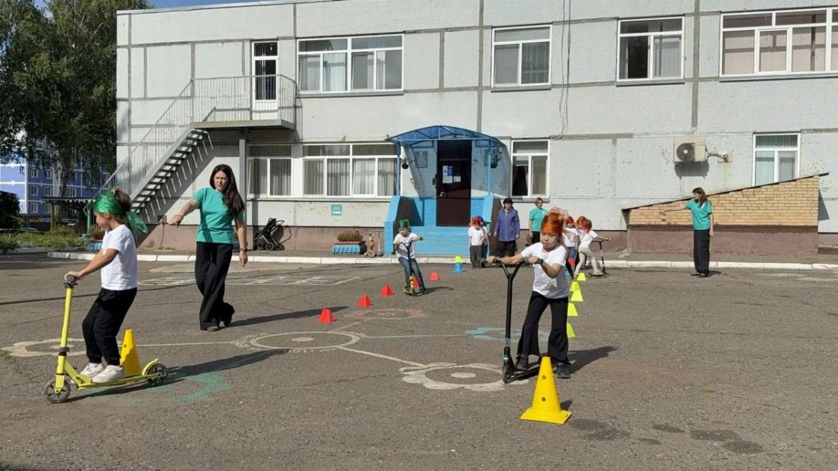 В Нижнекамске прошел квест для юных пешеходов В Нижнекамске прошел квест для юных пешеходов