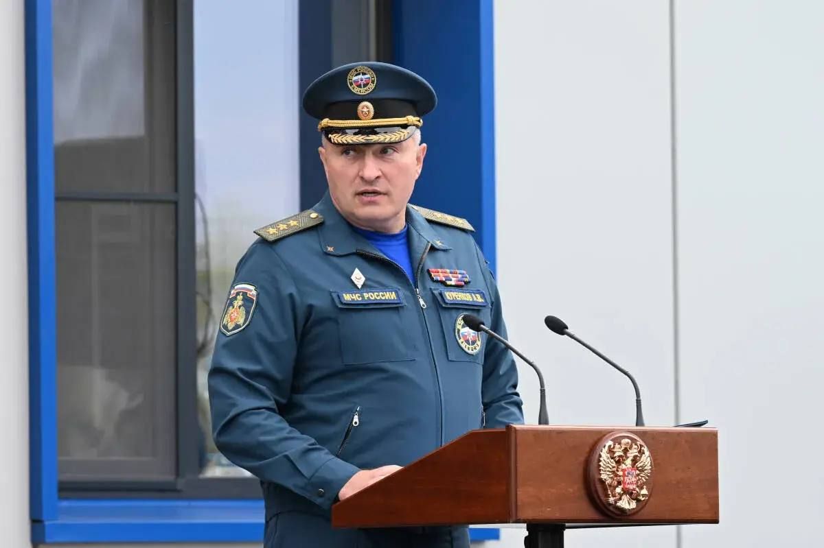 Глава МЧС и Раис РТ открыли новый комплекс для тренировки пожарных и спасателей Глава МЧС и Раис РТ открыли новый комплекс для тренировки пожарных и спасателей